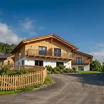 Obermoeschach 1b Nyaraló *